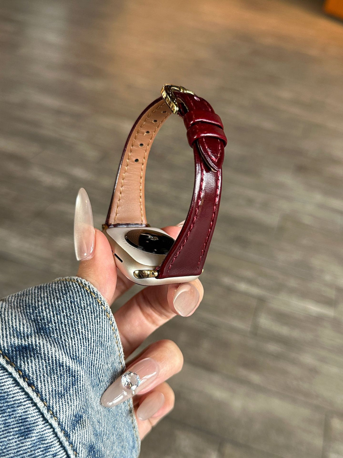 Élan Cowhide Leather Band