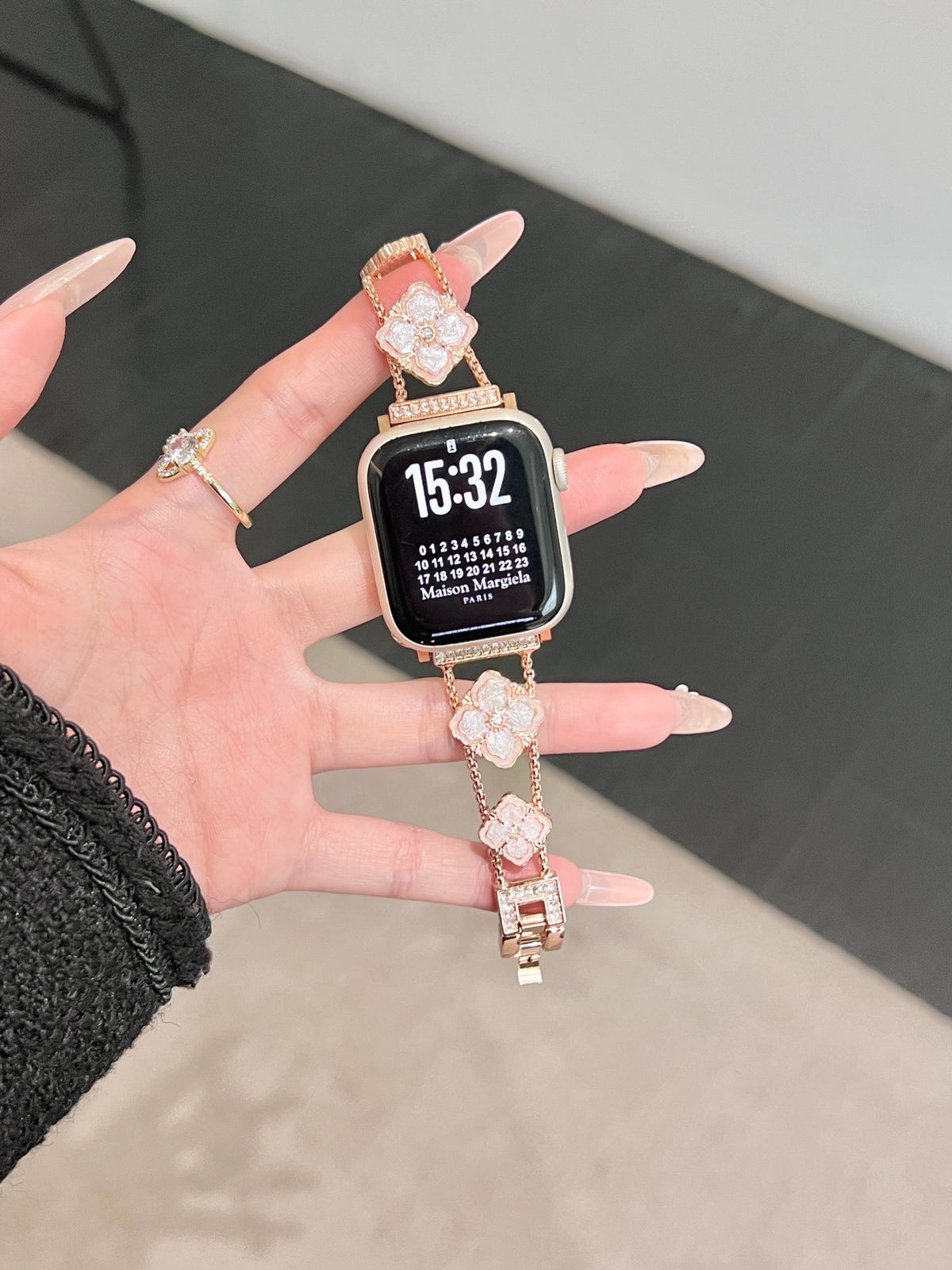 Fleur Crystal Band